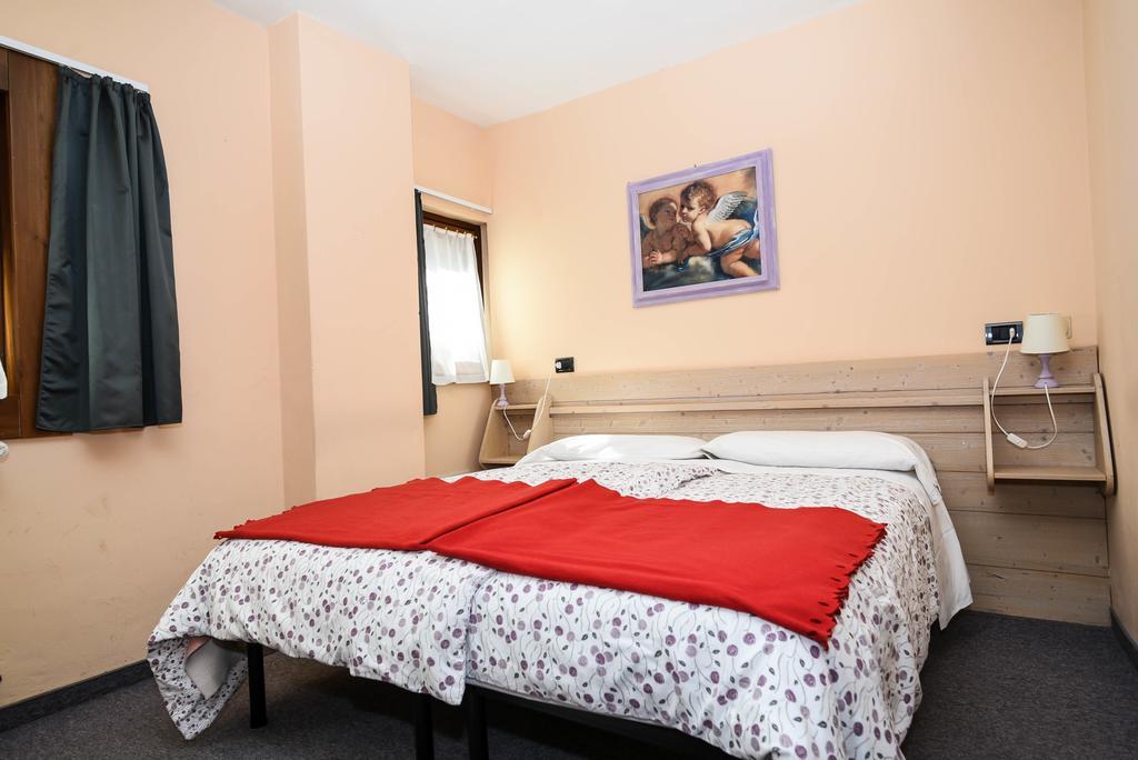 Hotel Genzianella Champoluc Dış mekan fotoğraf